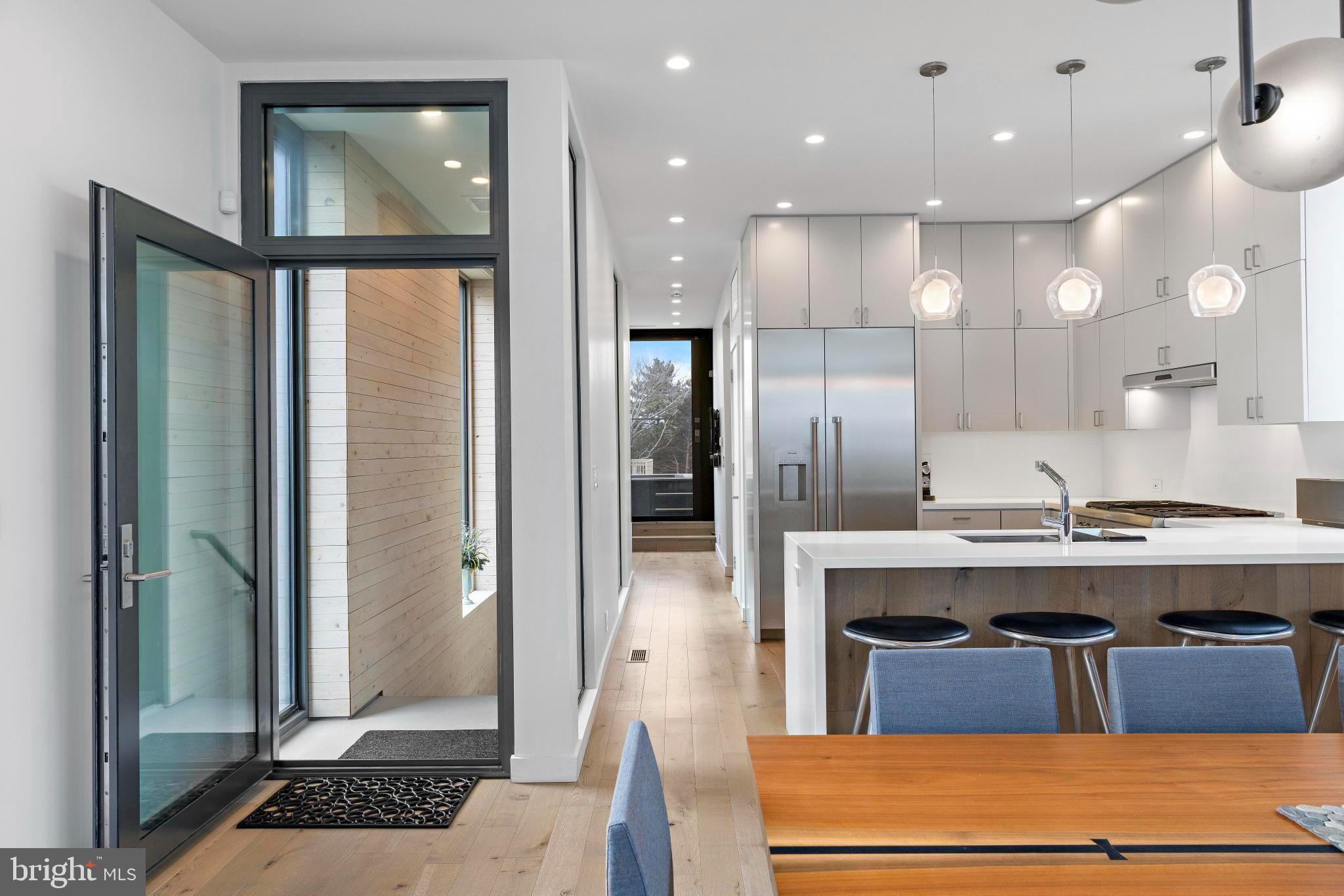 205 STRATFORD AVENUE