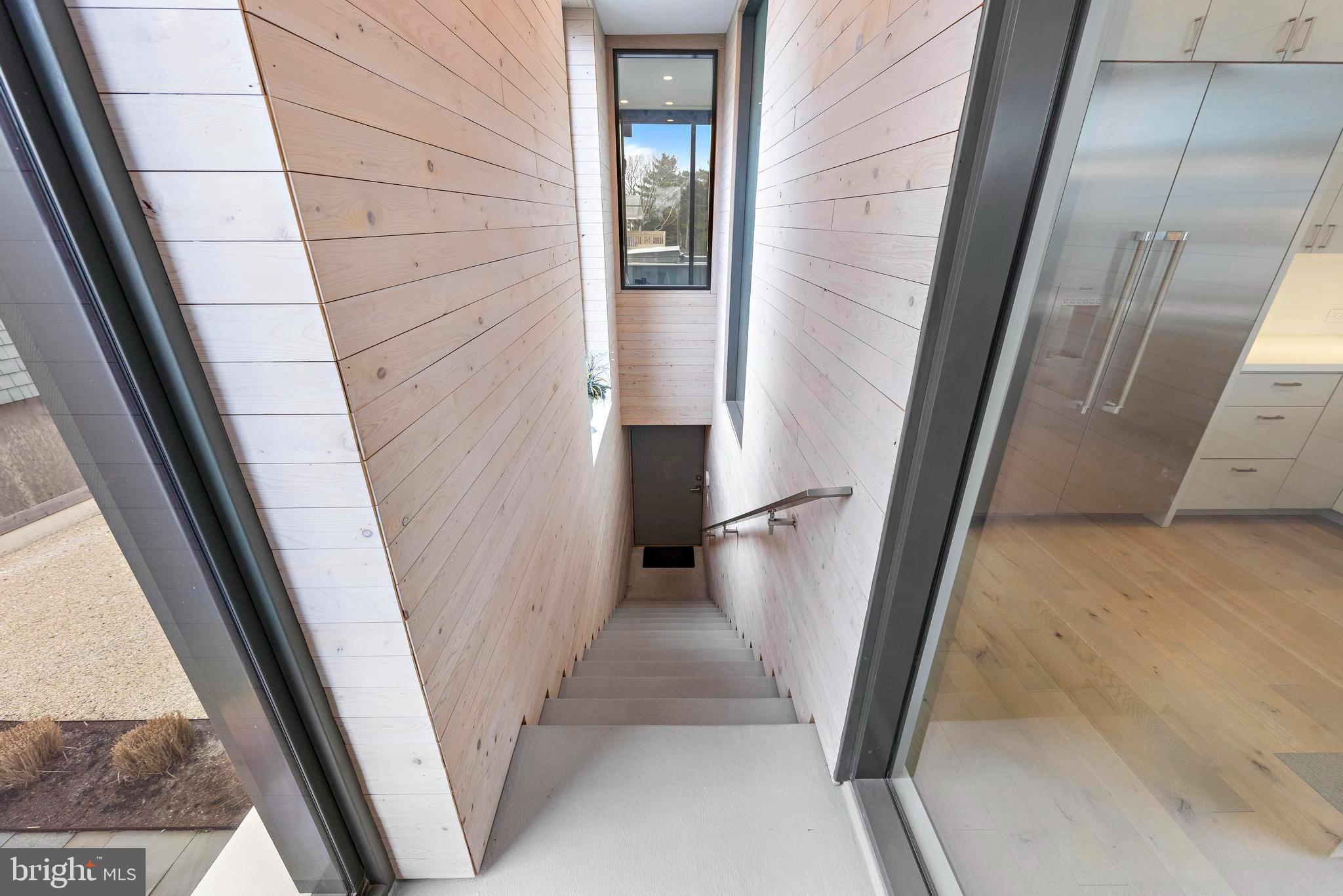 205 STRATFORD AVENUE