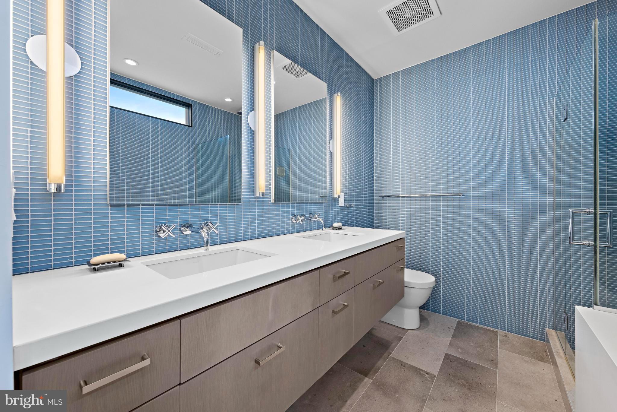 205 STRATFORD AVENUE