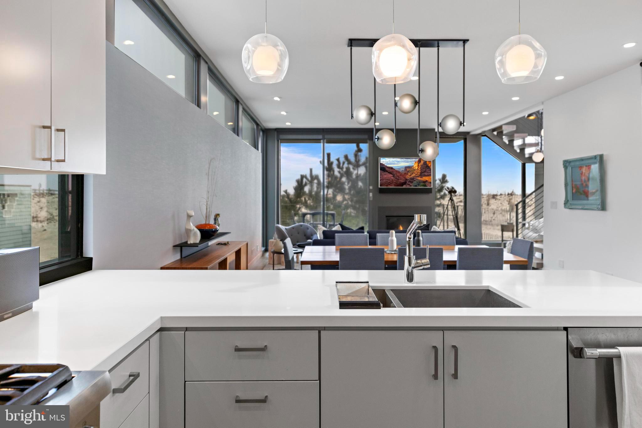 205 STRATFORD AVENUE