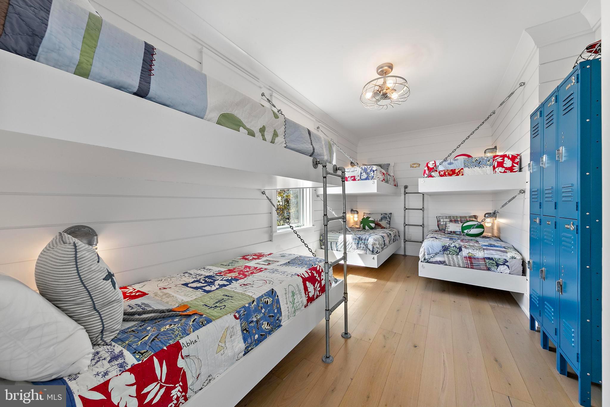 917 S ATLANTIC AVENUE