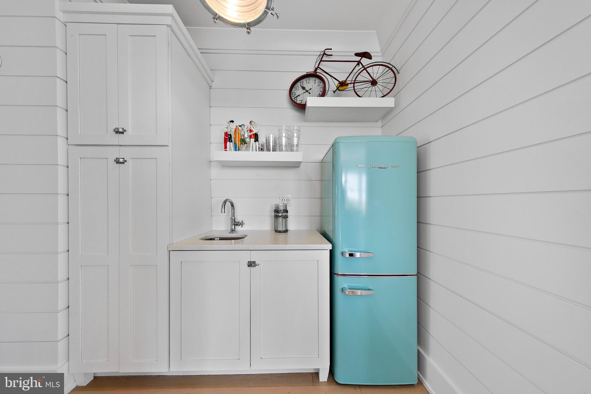 917 S ATLANTIC AVENUE