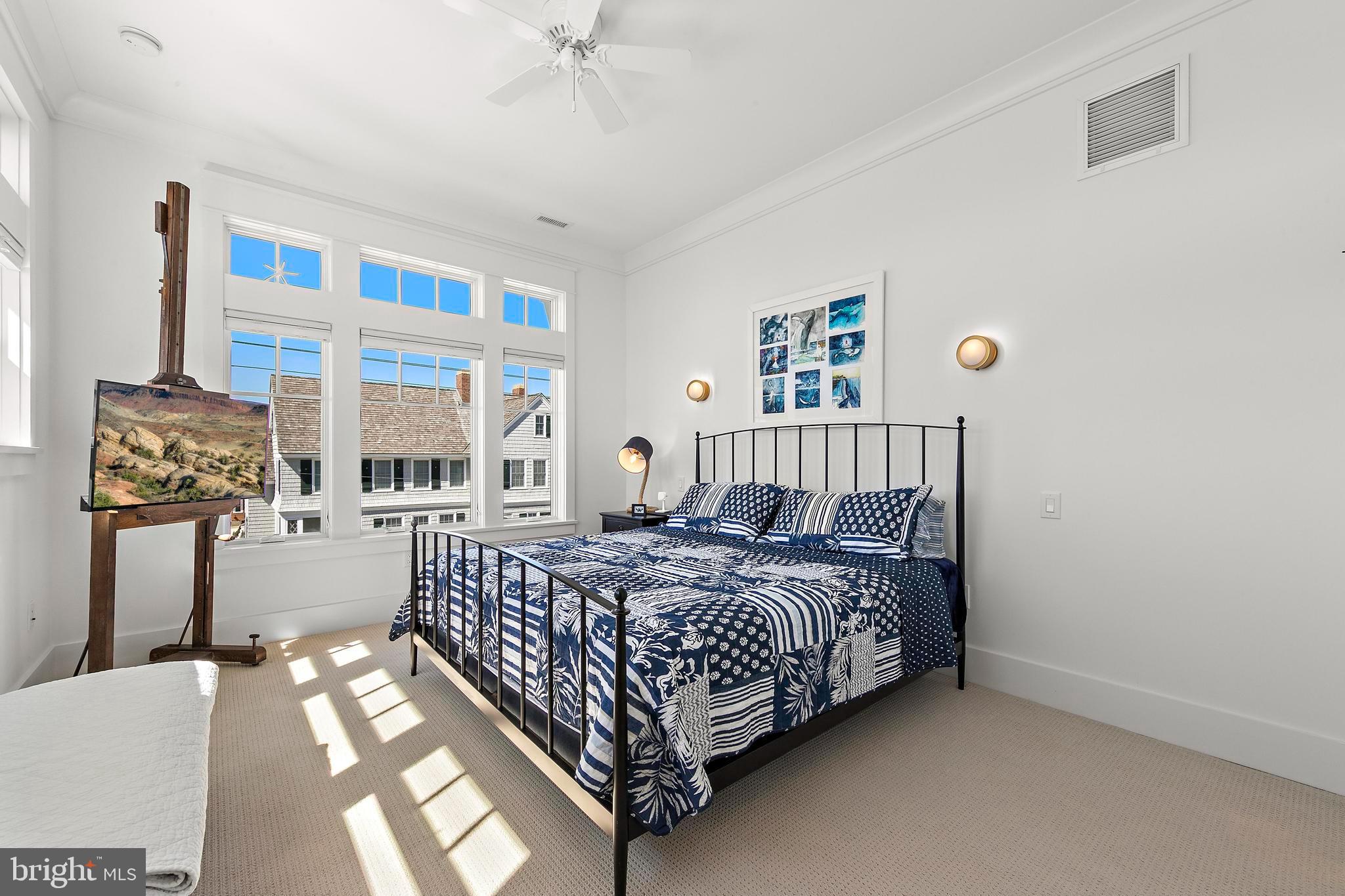 917 S ATLANTIC AVENUE