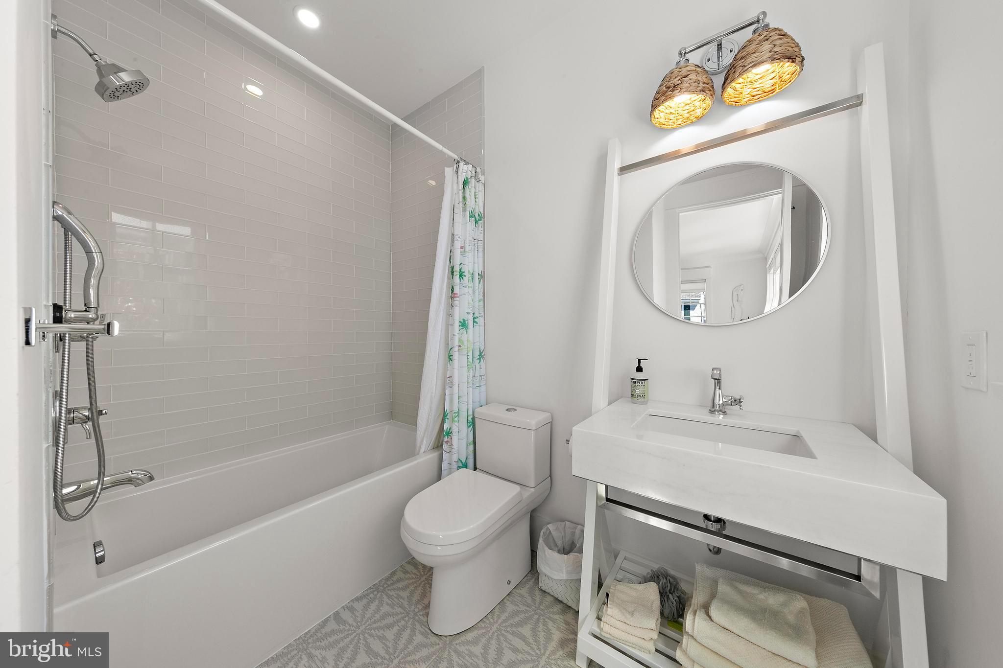 917 S ATLANTIC AVENUE