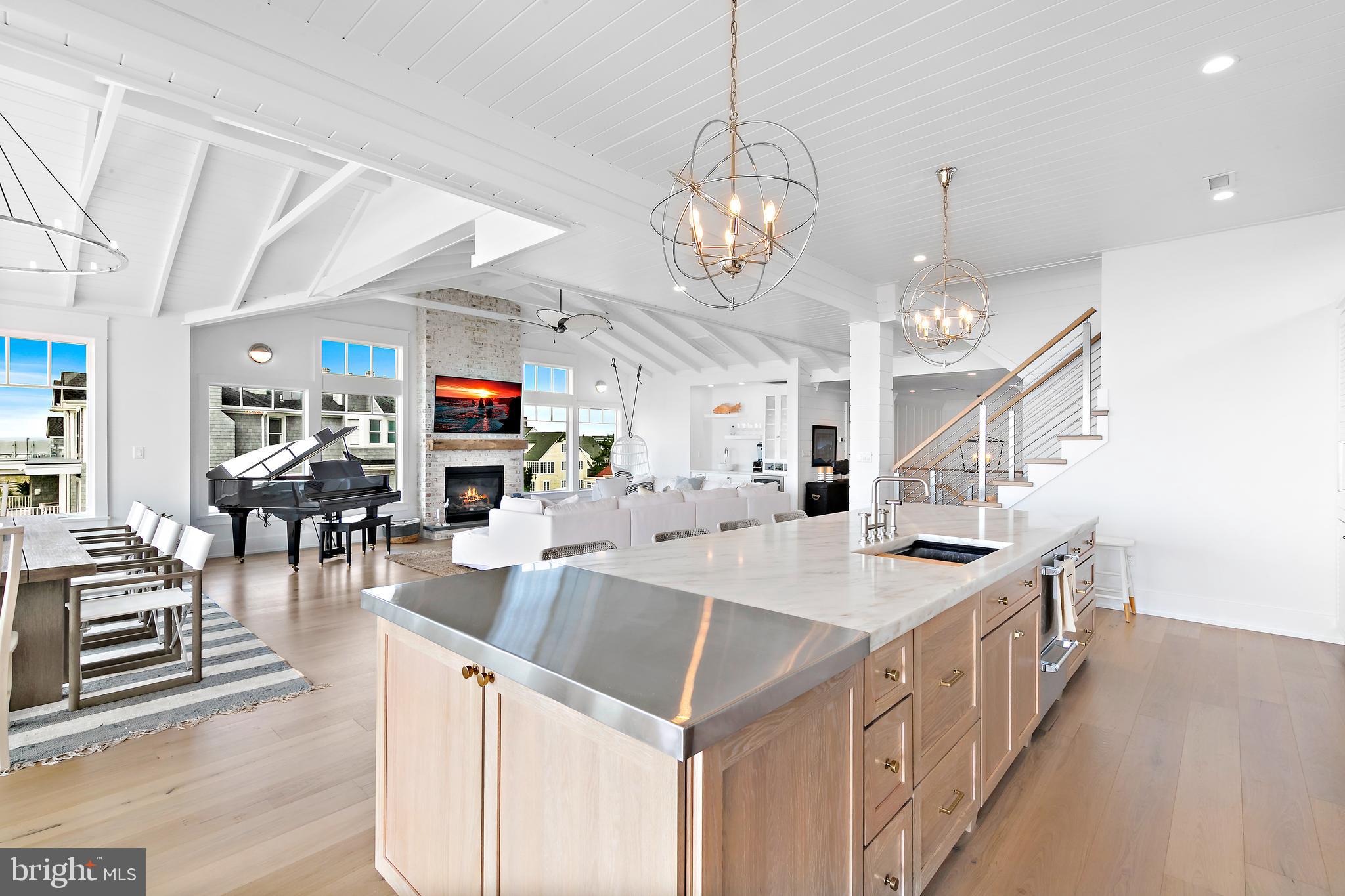 917 S ATLANTIC AVENUE