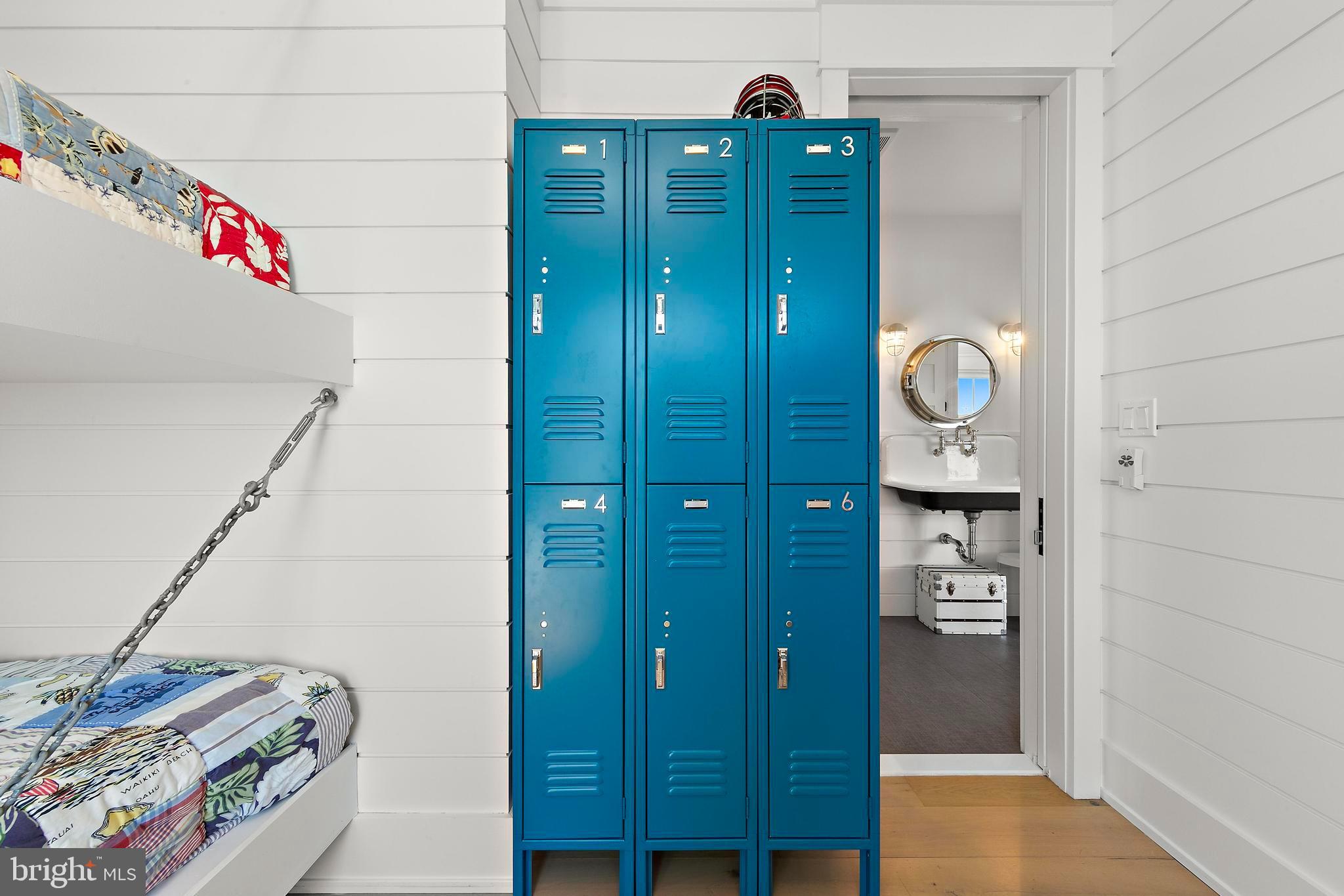 917 S ATLANTIC AVENUE