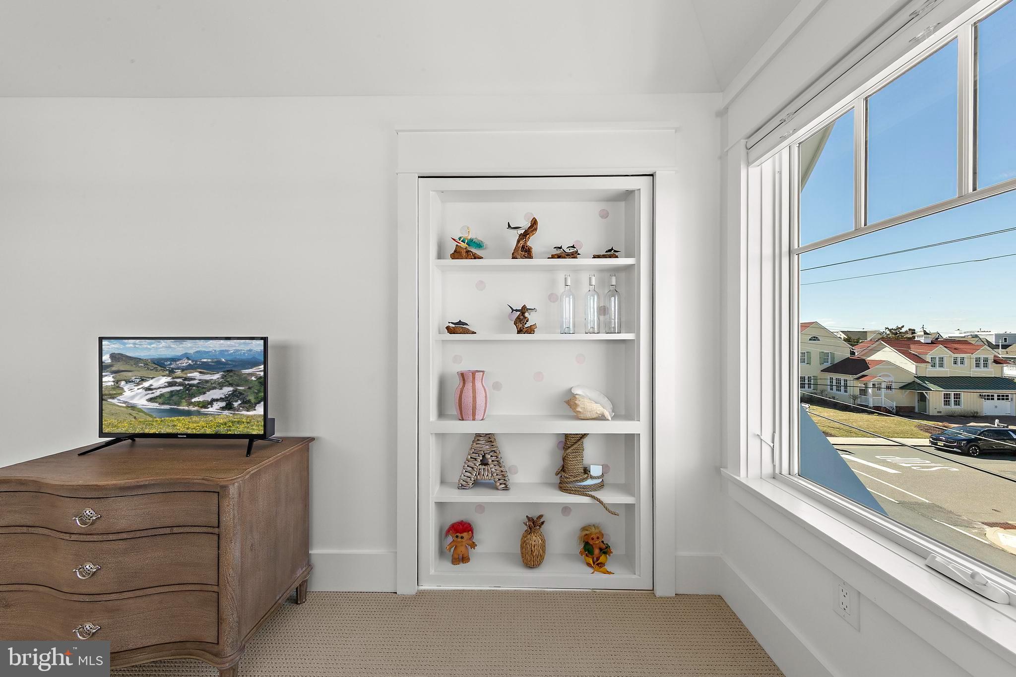 917 S ATLANTIC AVENUE