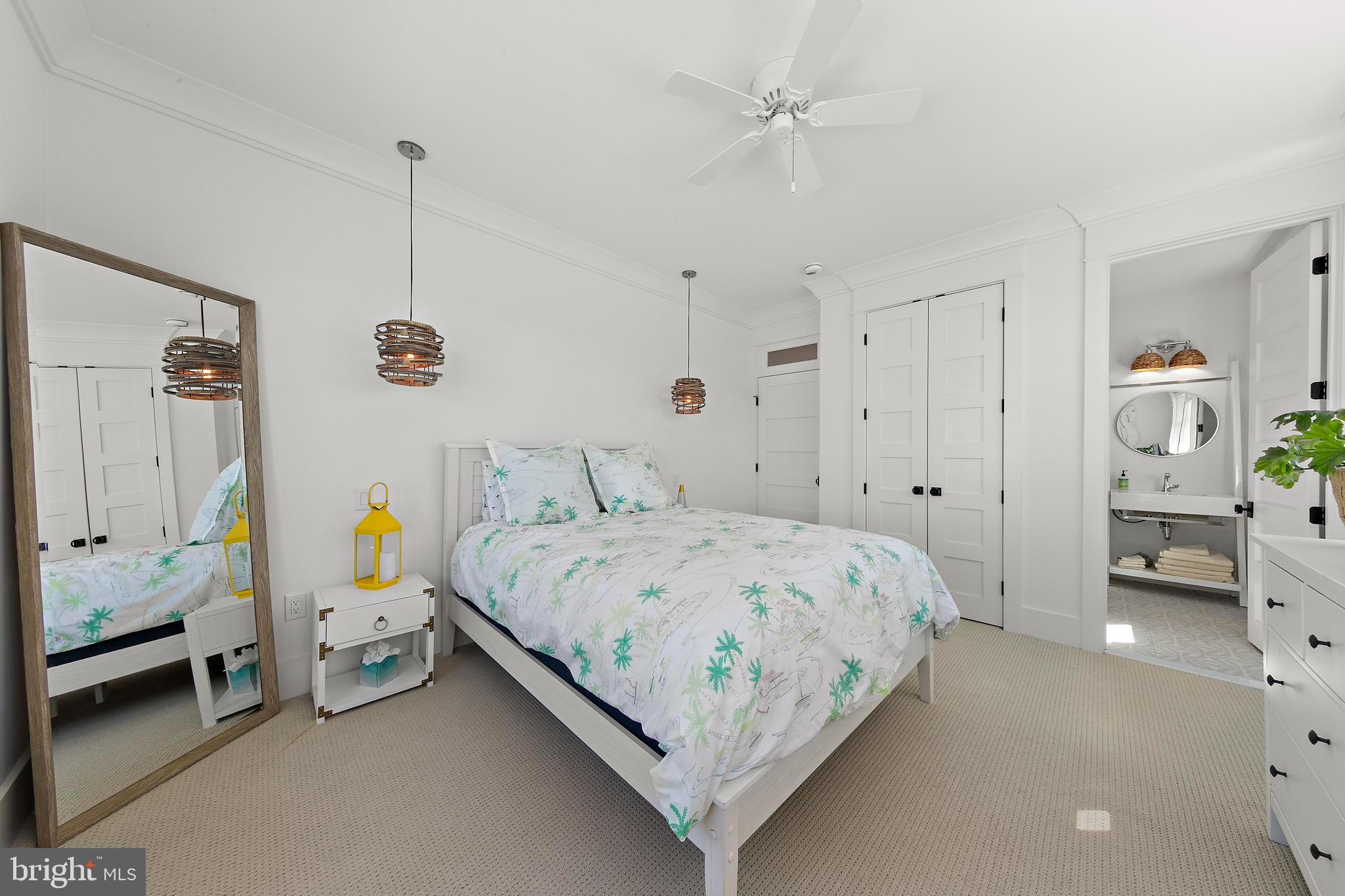 917 S ATLANTIC AVENUE