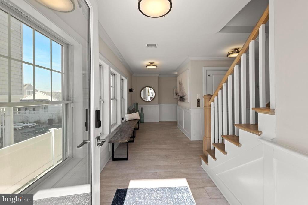 123 E COLORADO