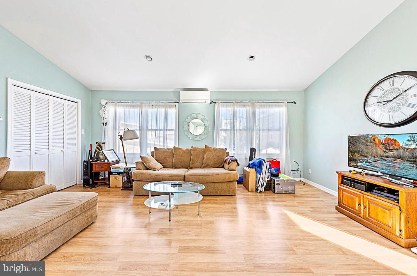 2609 LONG BEACH BOULEVARD