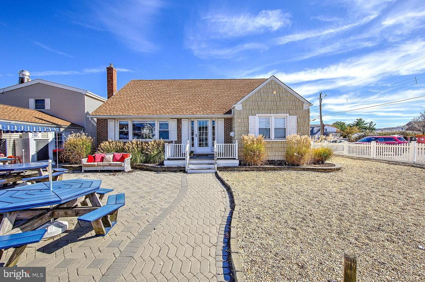 2609 LONG BEACH BOULEVARD