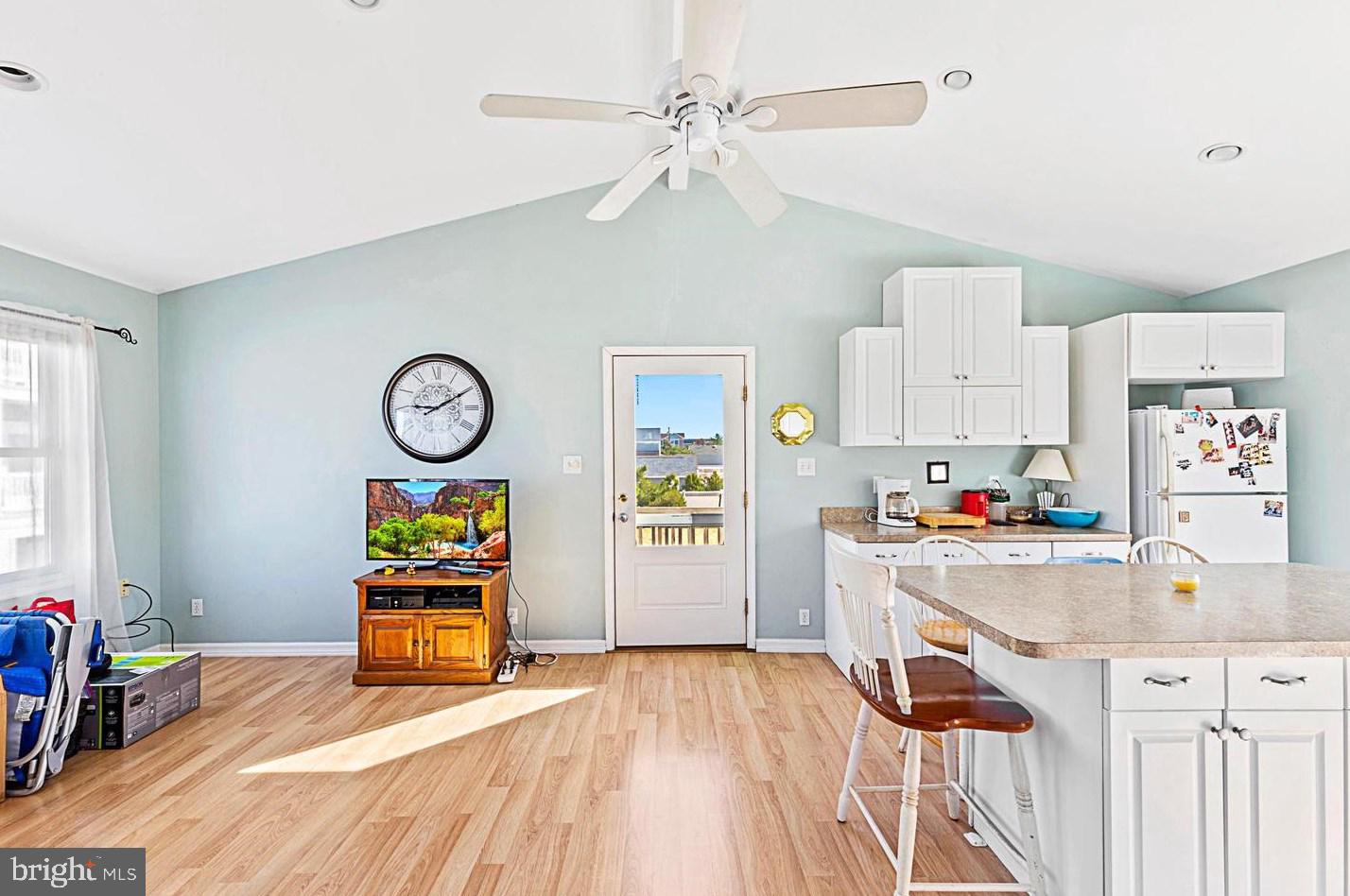 2609 LONG BEACH BOULEVARD