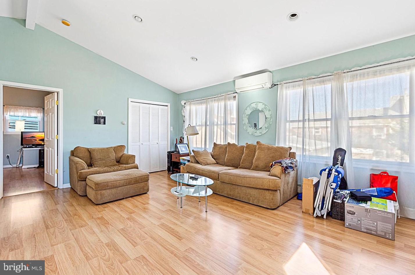 2609 LONG BEACH BOULEVARD