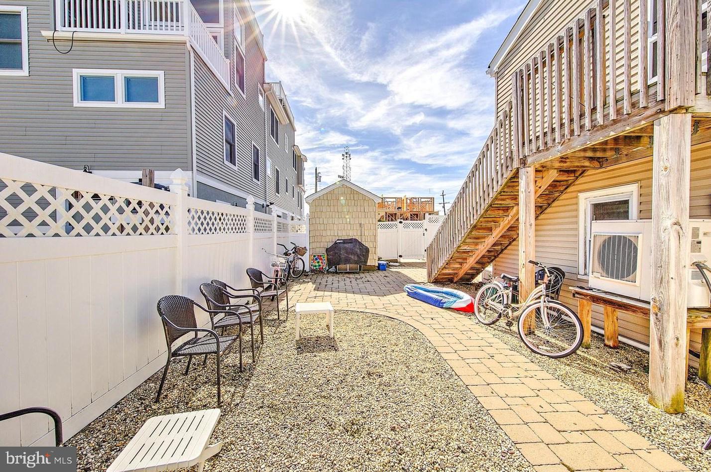 2609 LONG BEACH BOULEVARD