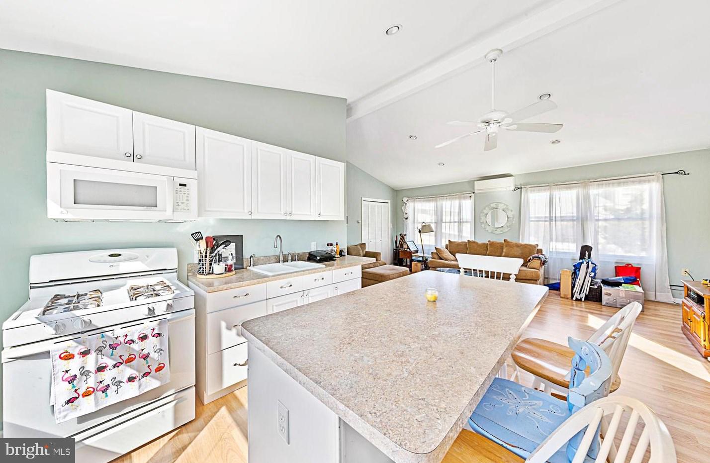 2609 LONG BEACH BOULEVARD