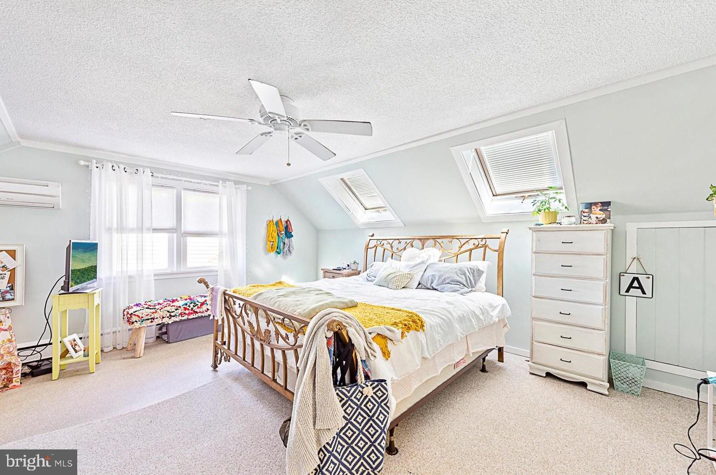 2609 LONG BEACH BOULEVARD