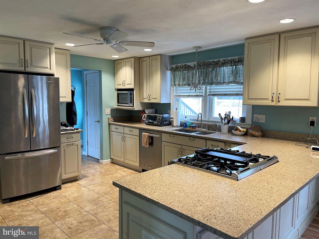 2609 LONG BEACH