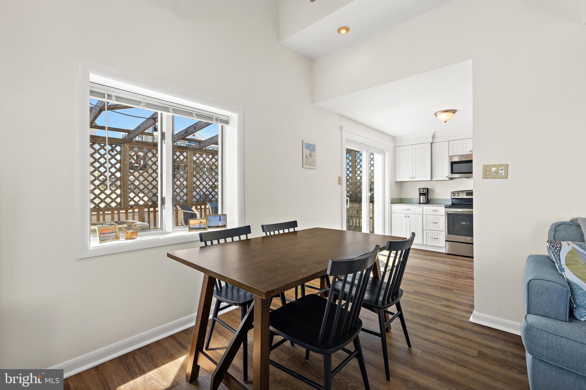 500 ENGLESIDE AVENUE UNIT 3