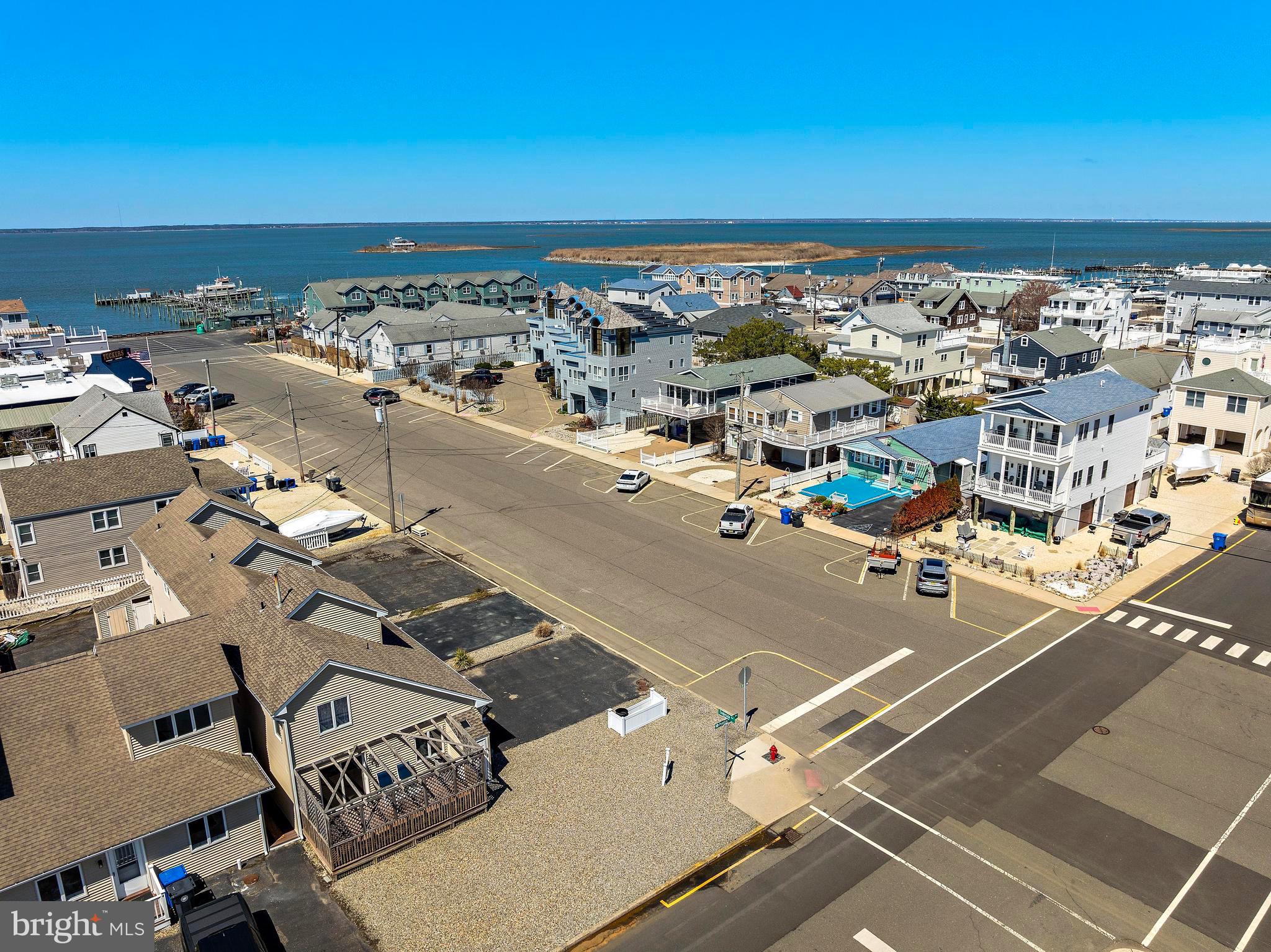 500 ENGLESIDE AVENUE UNIT 3