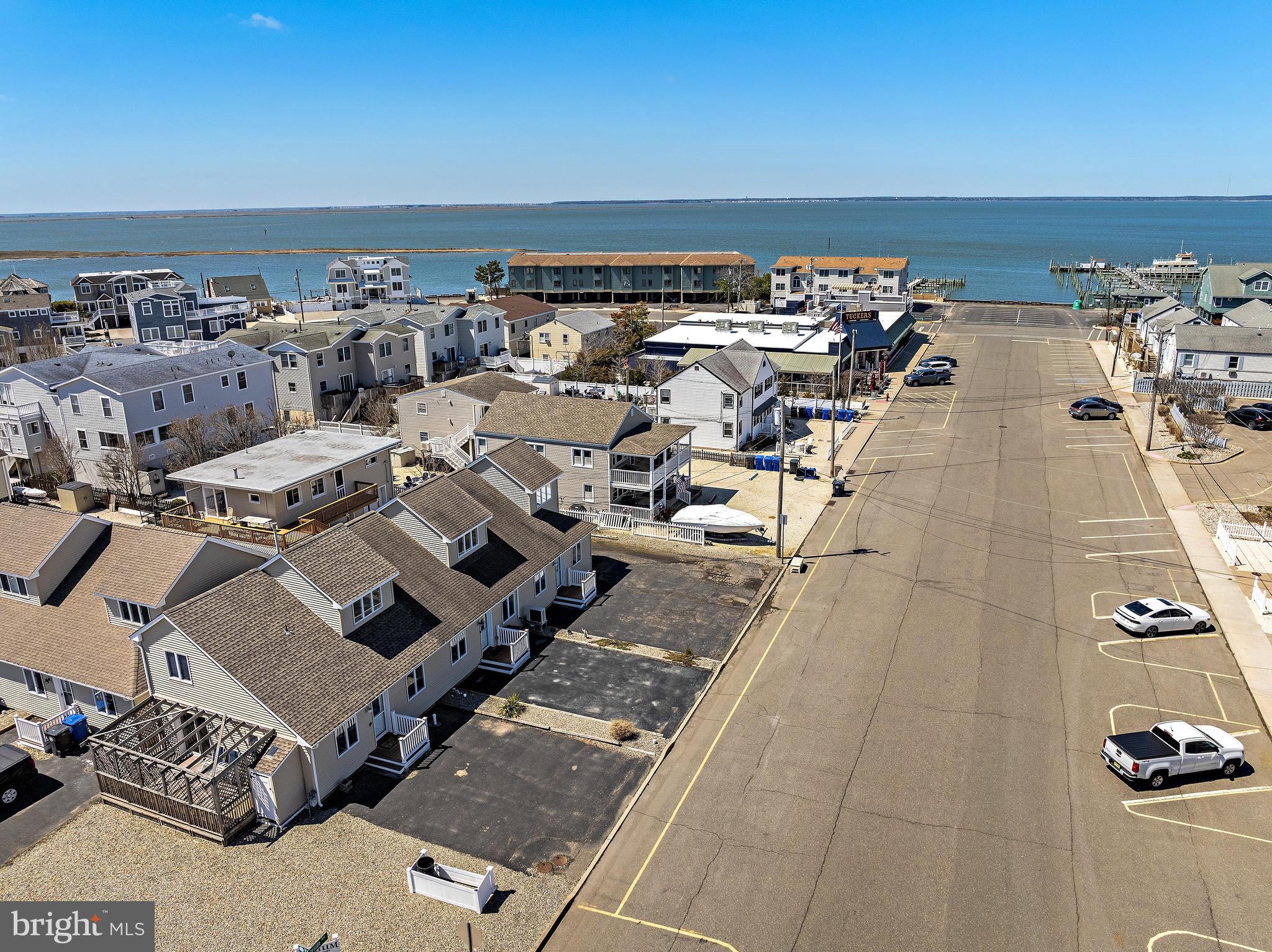 500 ENGLESIDE AVENUE UNIT 3