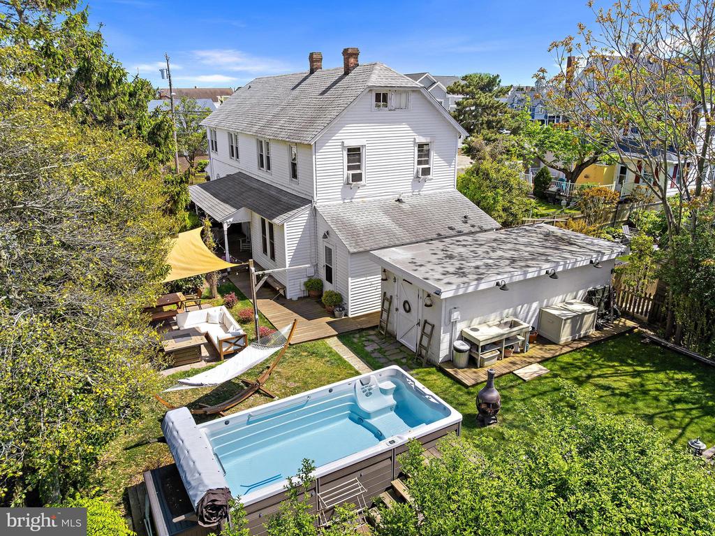 210 N BEACH AVENUE