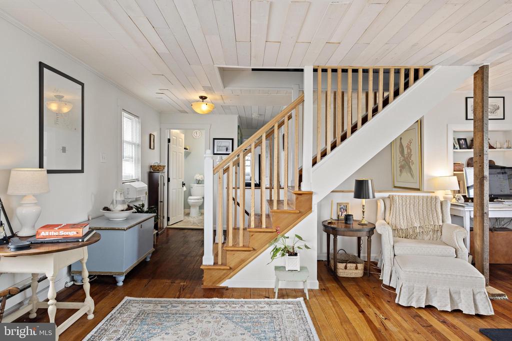 210 N BEACH AVENUE