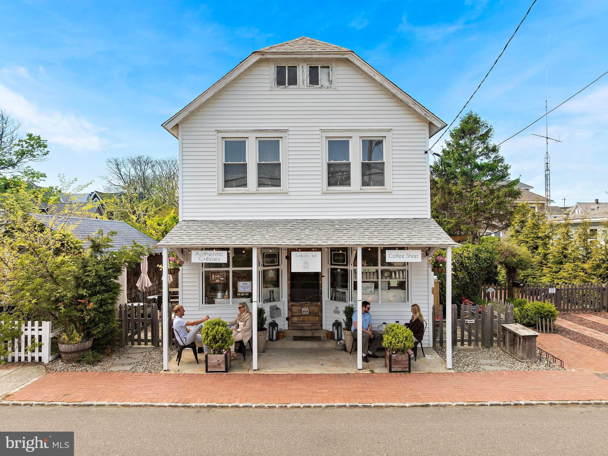 210 N BEACH AVENUE