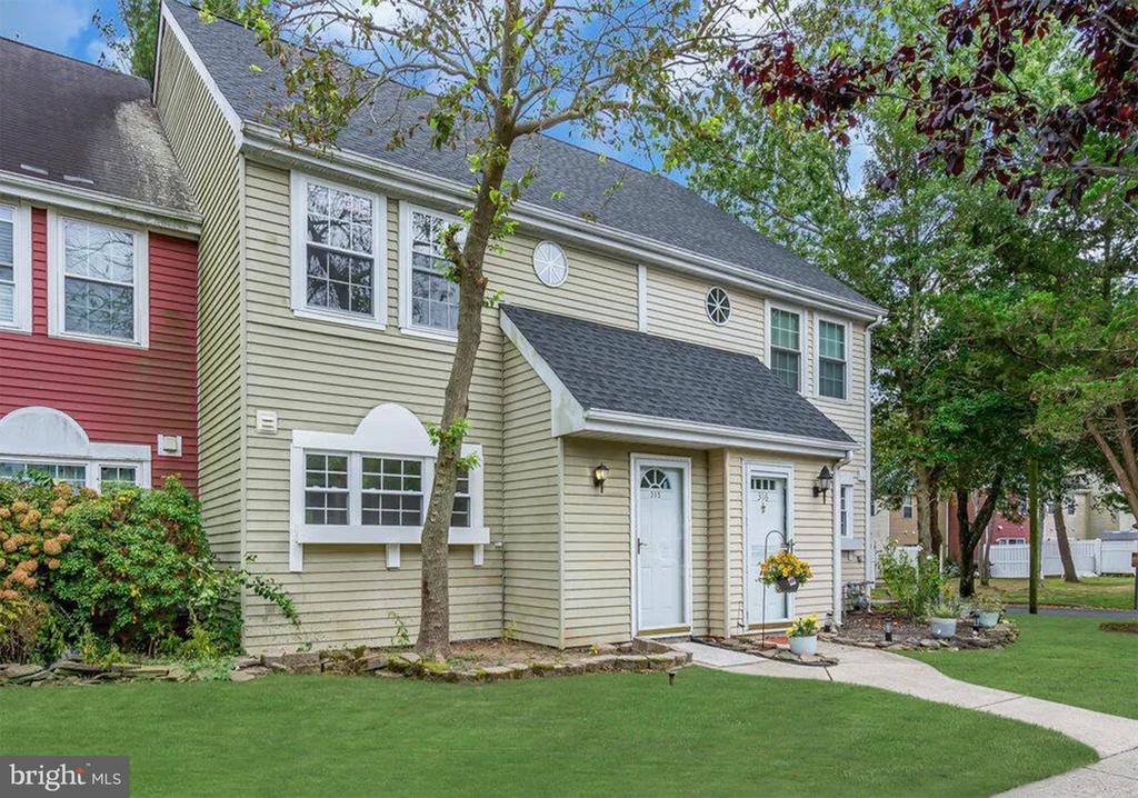 315 BEACH PLUM COURT