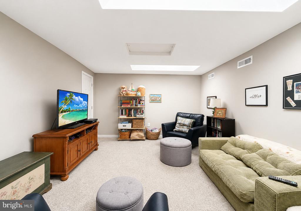 315 BEACH PLUM COURT