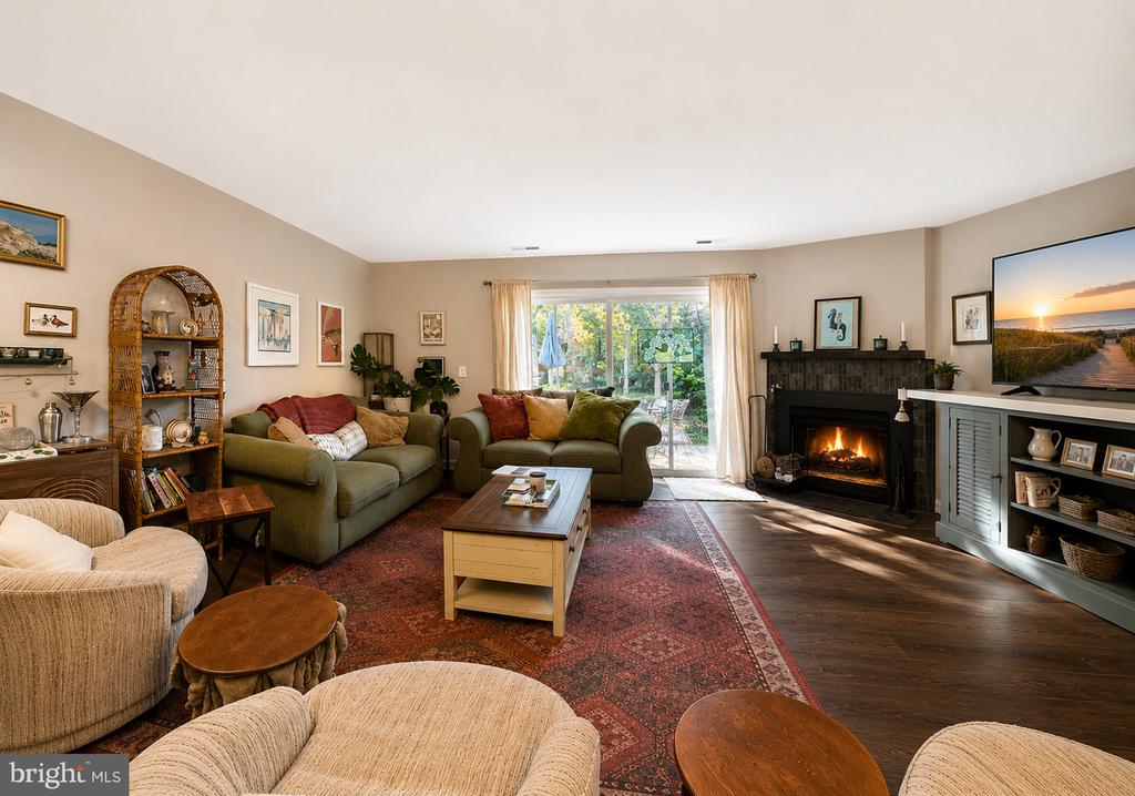 315 BEACH PLUM COURT