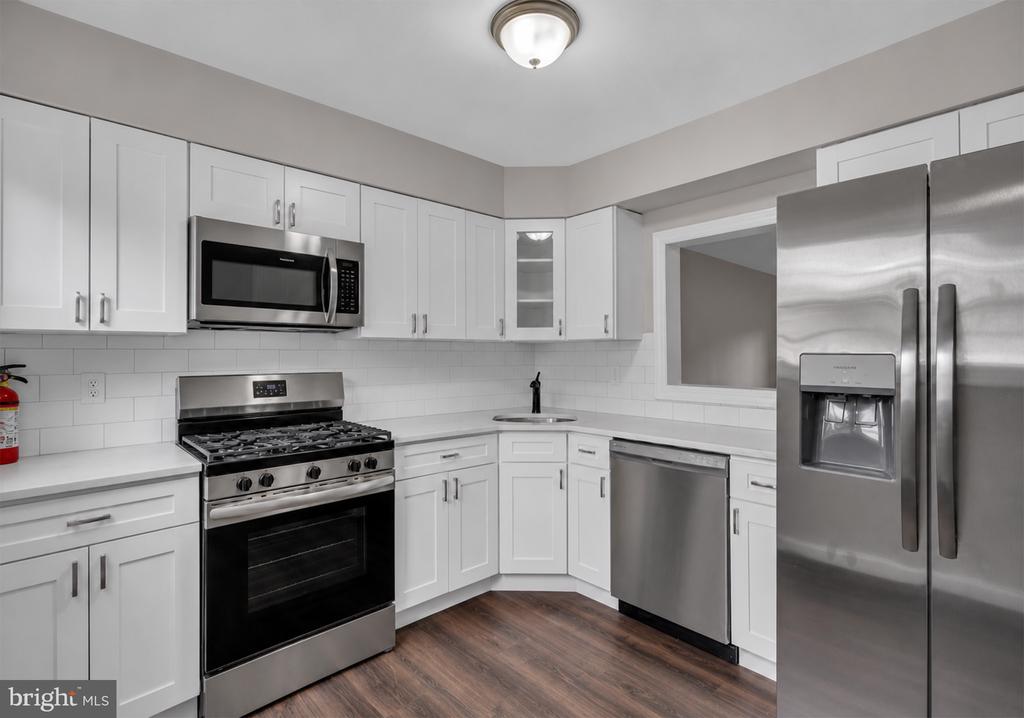 315 BEACH PLUM COURT