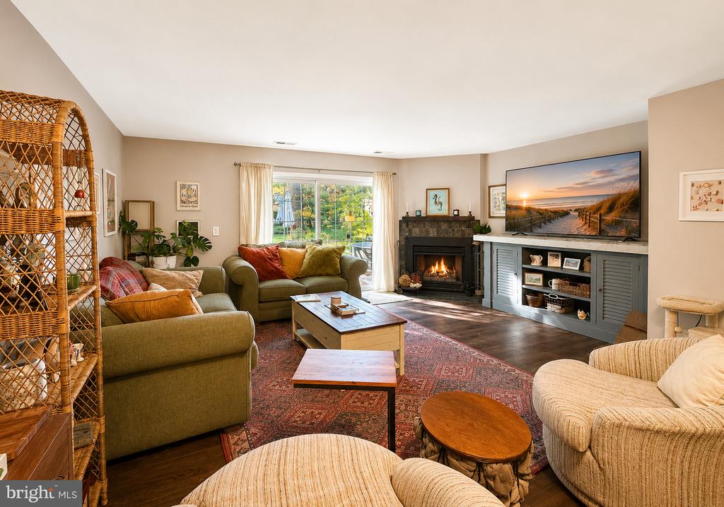 315 BEACH PLUM COURT