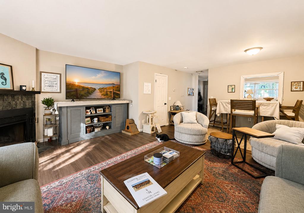 315 BEACH PLUM COURT