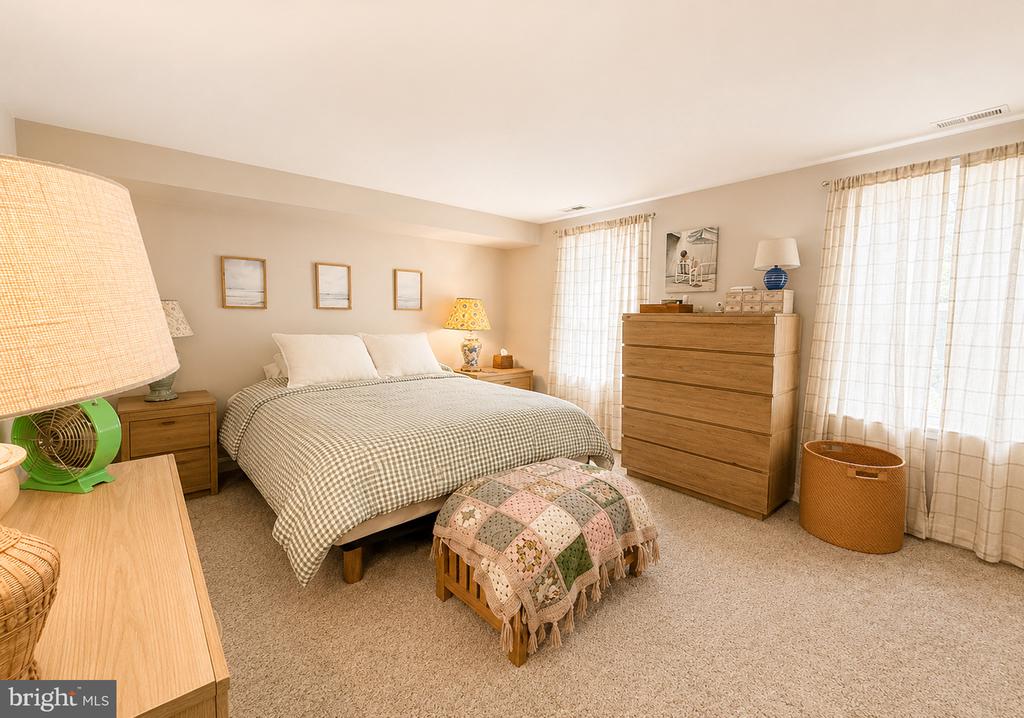 315 BEACH PLUM COURT