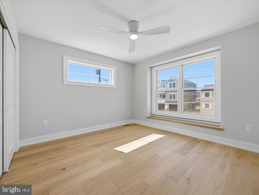 103 E 86TH ST, SEA GLASS LANE Unit: B
