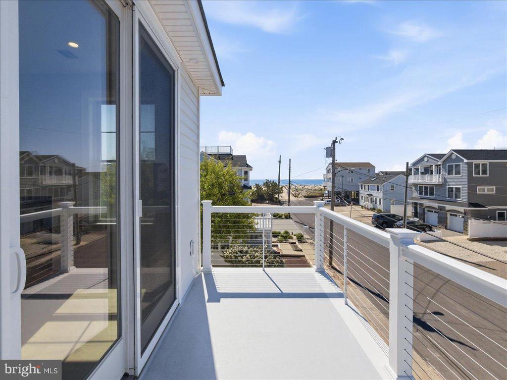 103 E 86TH ST, SEA GLASS LANE Unit: B