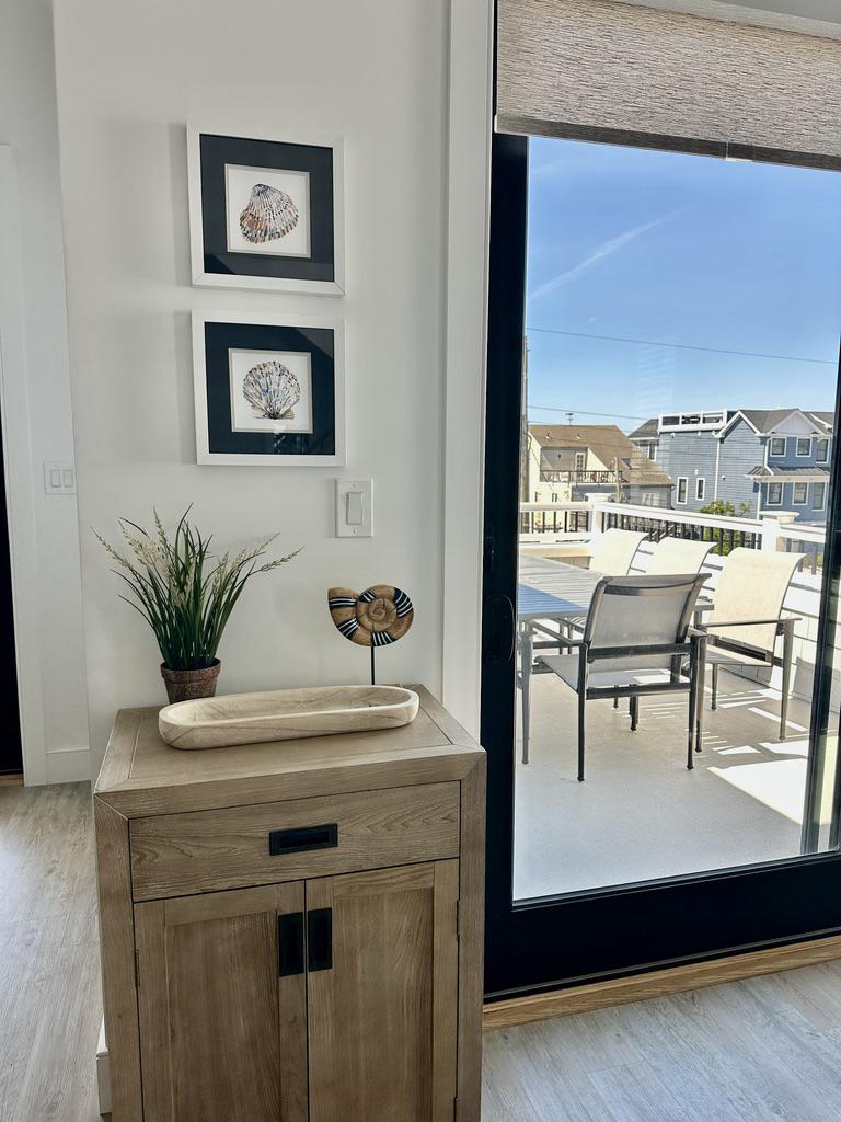 431B AMBER STREET UNIT-B STREET Unit: UNIT B
