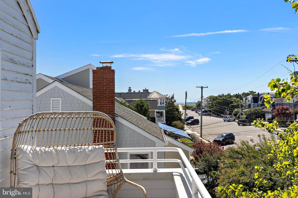 135 4TH STREET