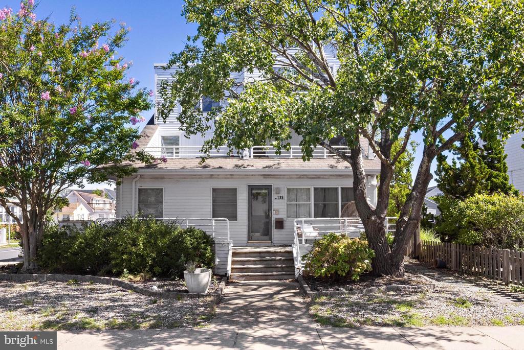 135 4TH STREET