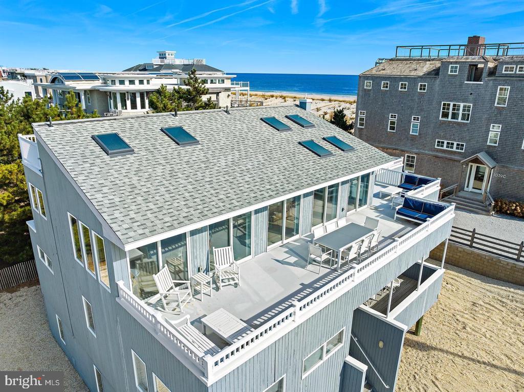 1039 LONG BEACH BOULEVARD