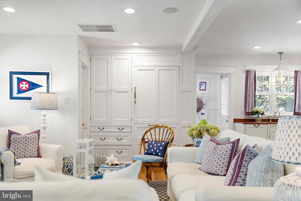 215 OCEAN AVENUE