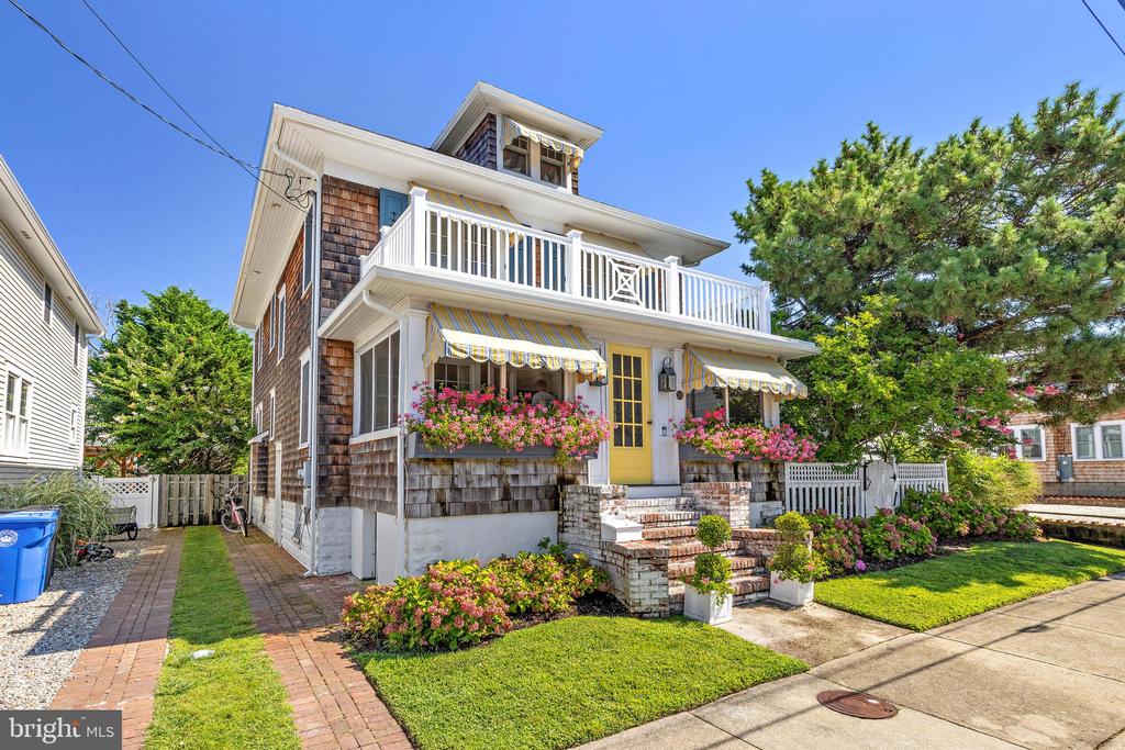 215 OCEAN AVENUE