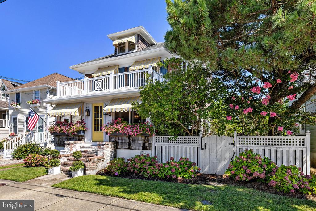 215 OCEAN AVENUE