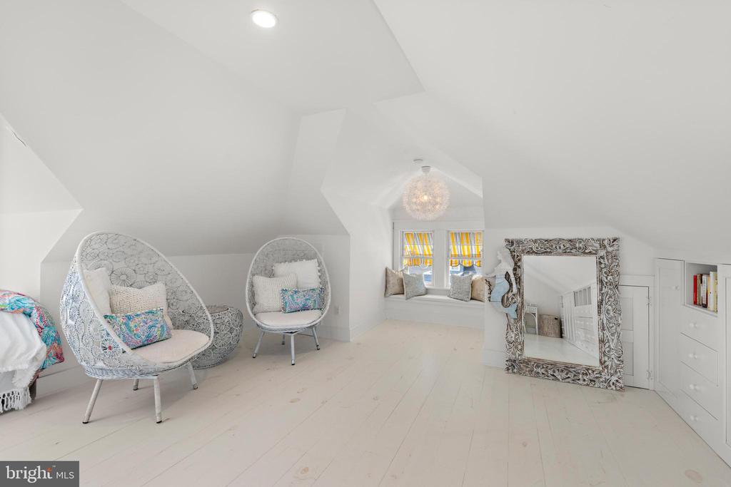 215 OCEAN AVENUE