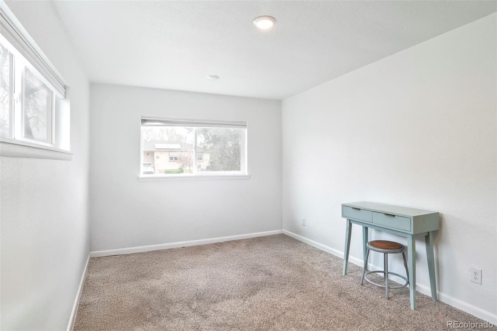1213 Jamaica Street