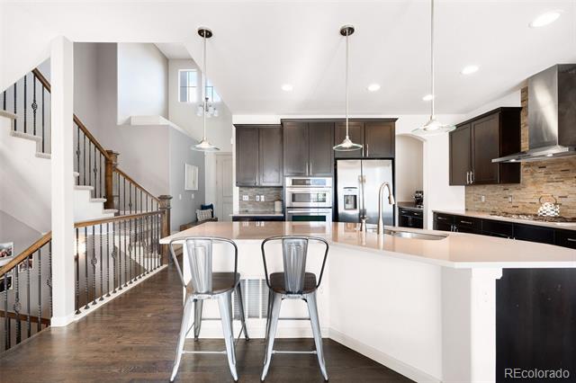 2385 S Loveland Way