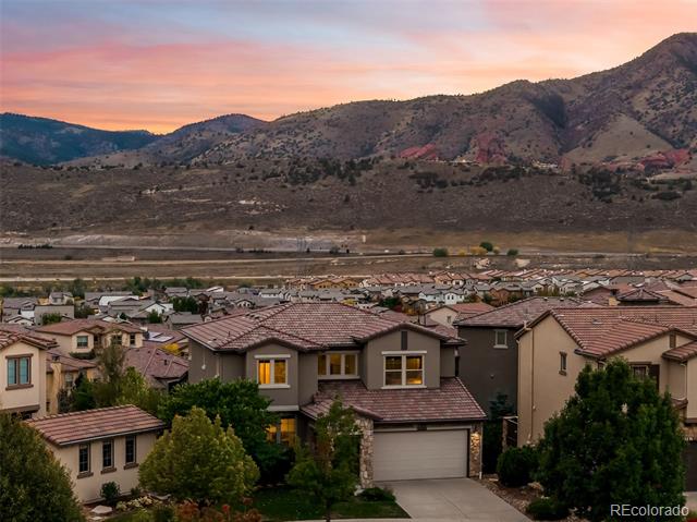 2385 S Loveland Way