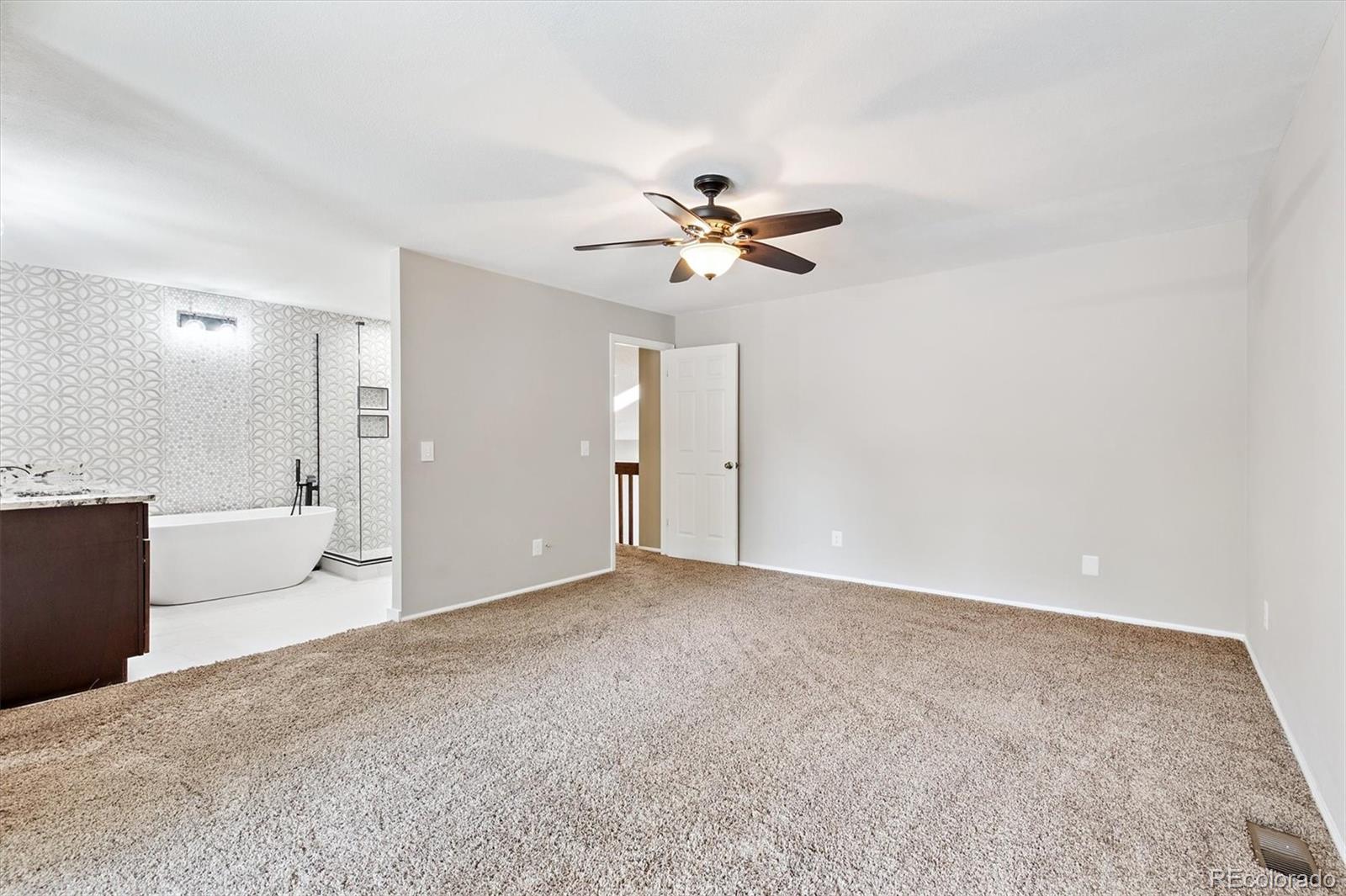 6381 S Hudson Street