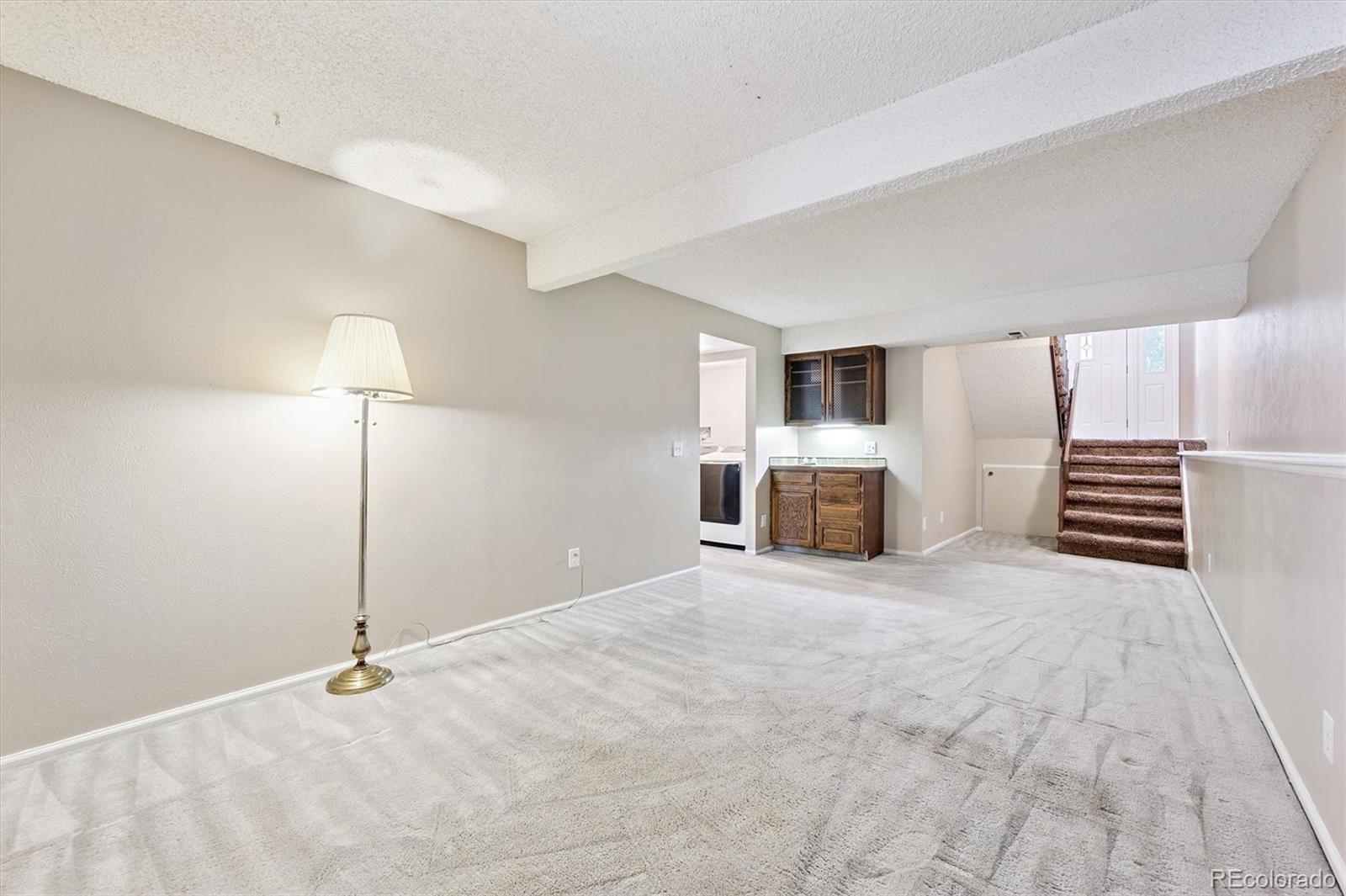 6381 S Hudson Street