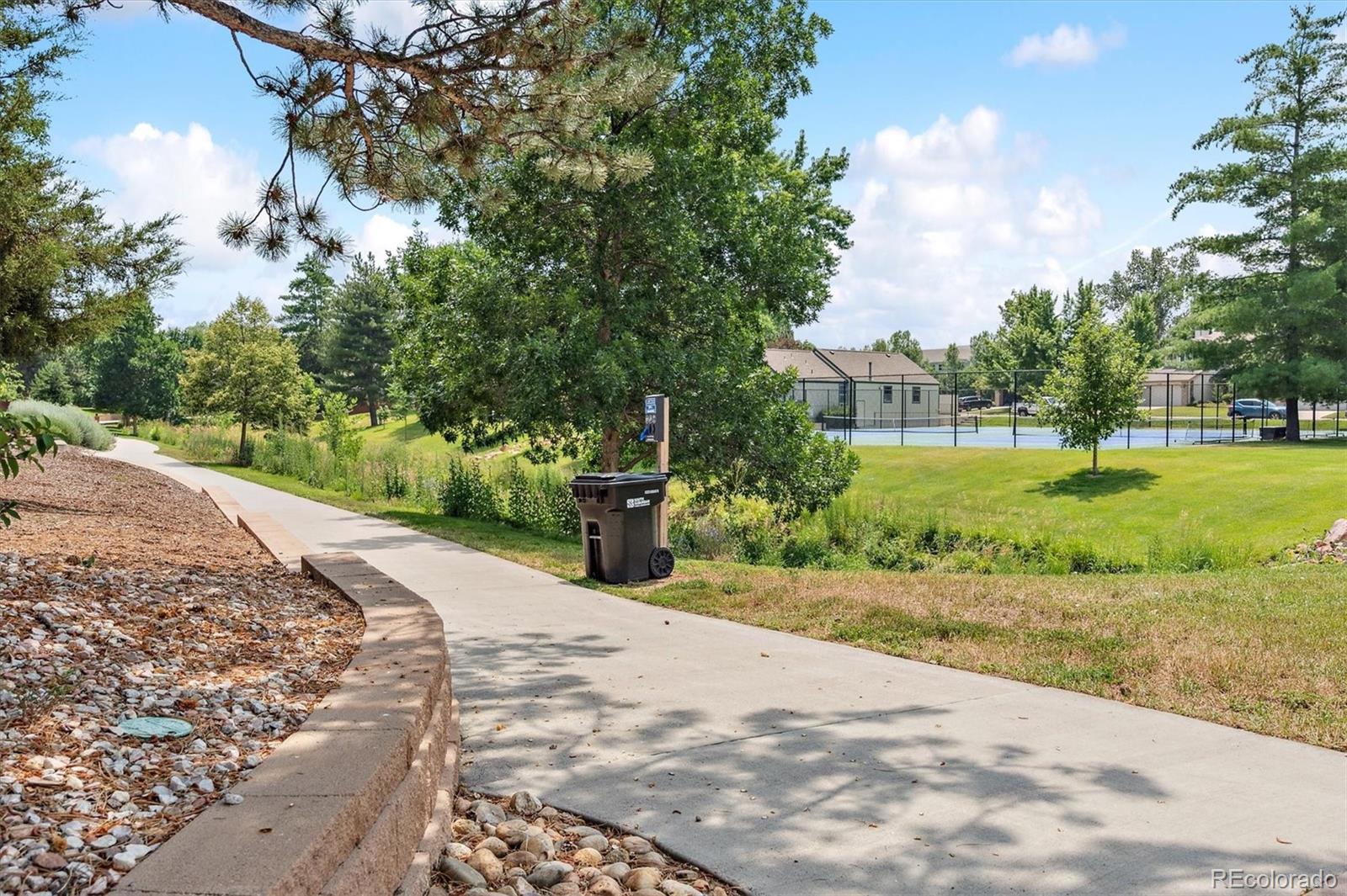 6381 S Hudson Street